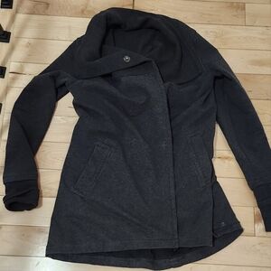 Lululemon Sz 8 Dark gray sweater/jacket